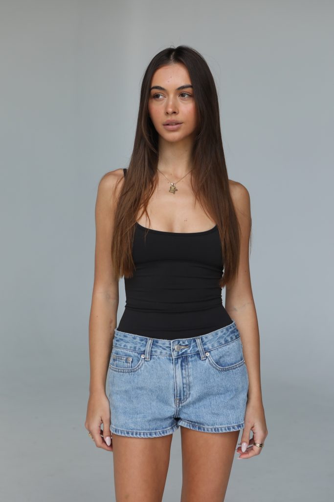 Niki Simos, digitals image 1