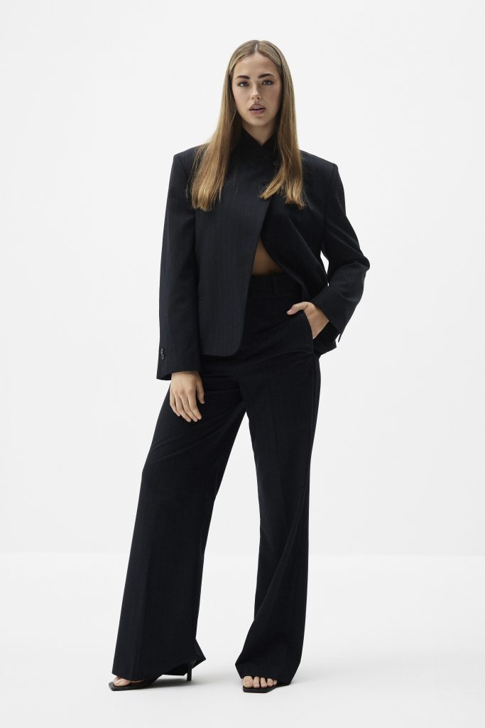 Shania Ritchie, folio image 4