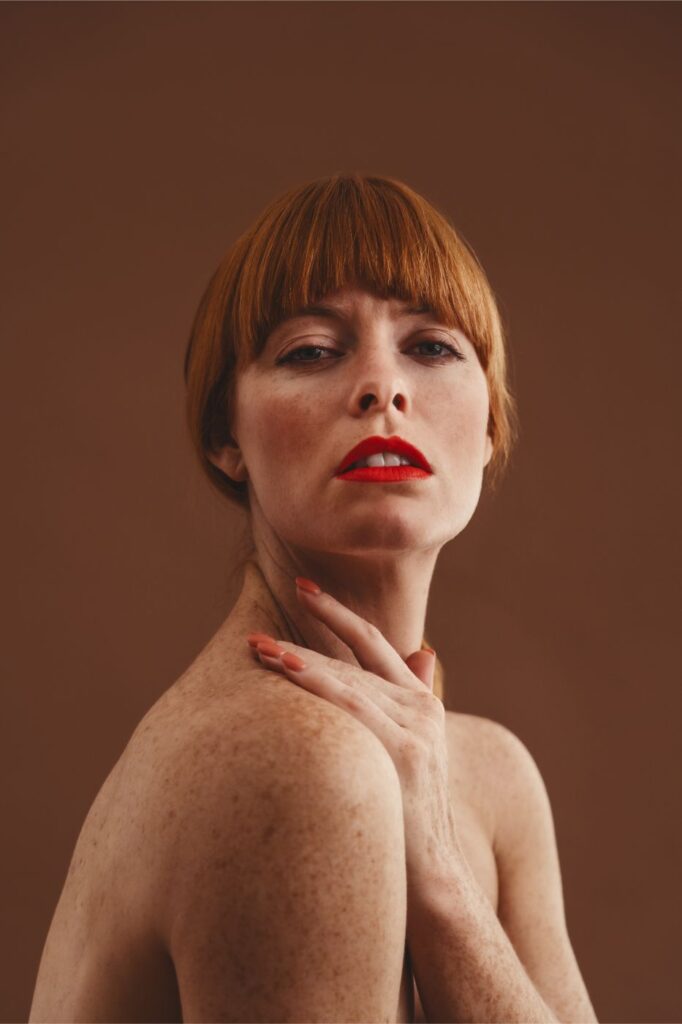 Chloe Hurst, folio image 34