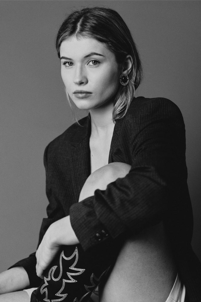 Daria Varlamova, folio image 2