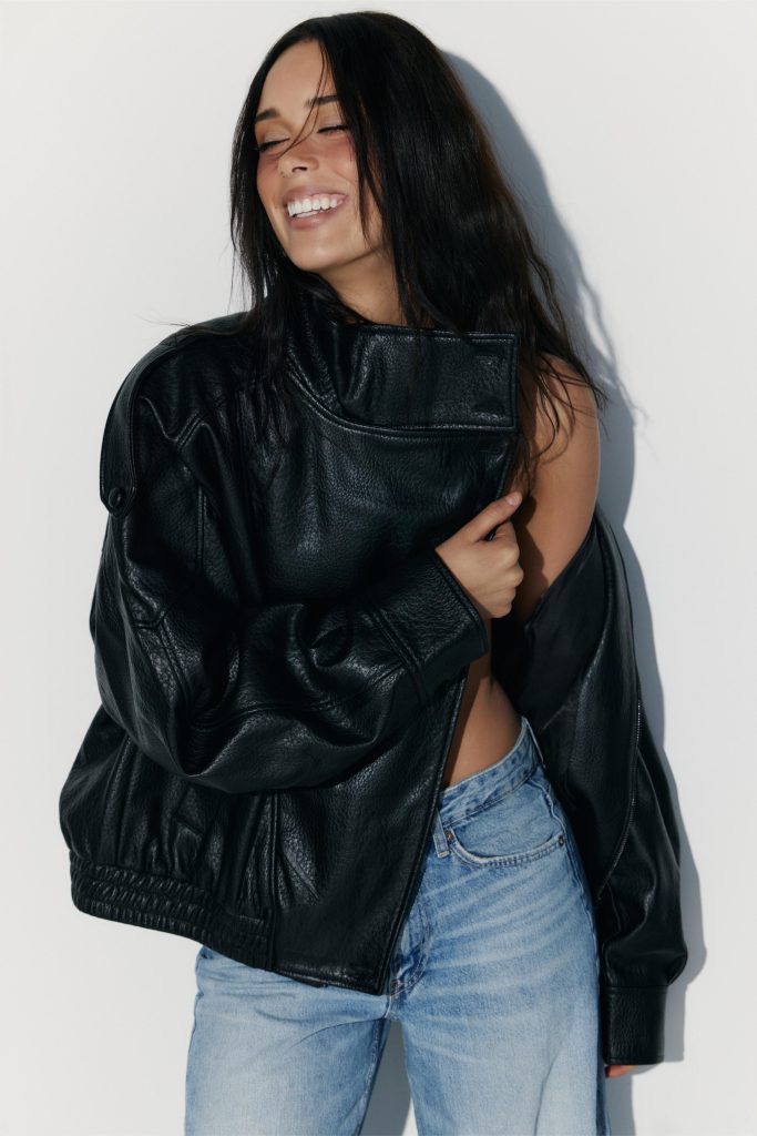 Taylor Heyes, folio image 12