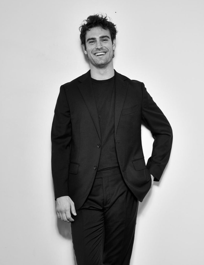 Tom Congerton, folio image 1